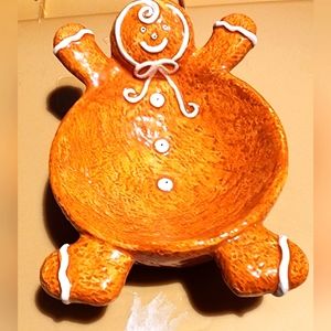 Gingerbread candy bowl